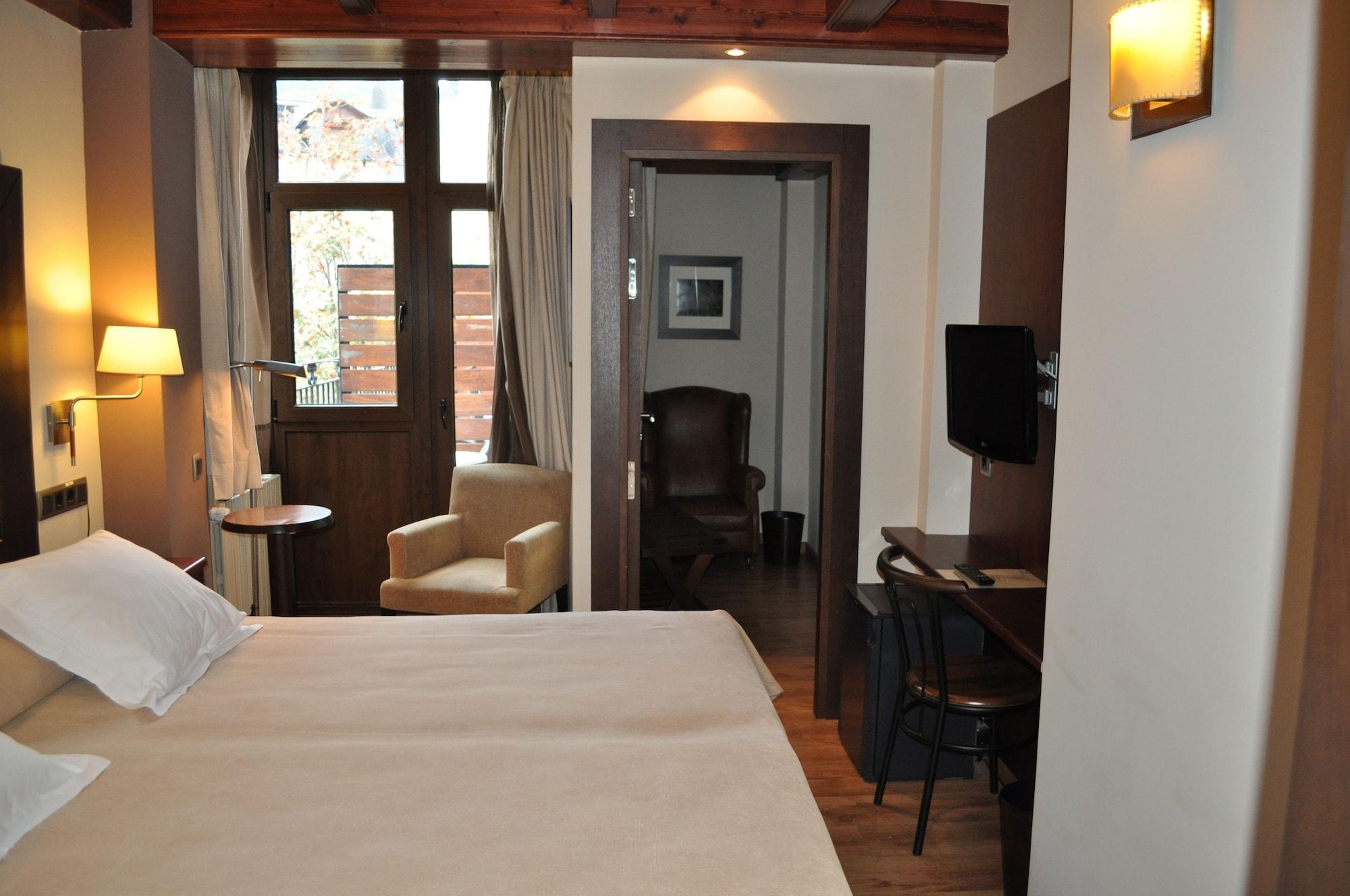 Ciria Hotel 3*